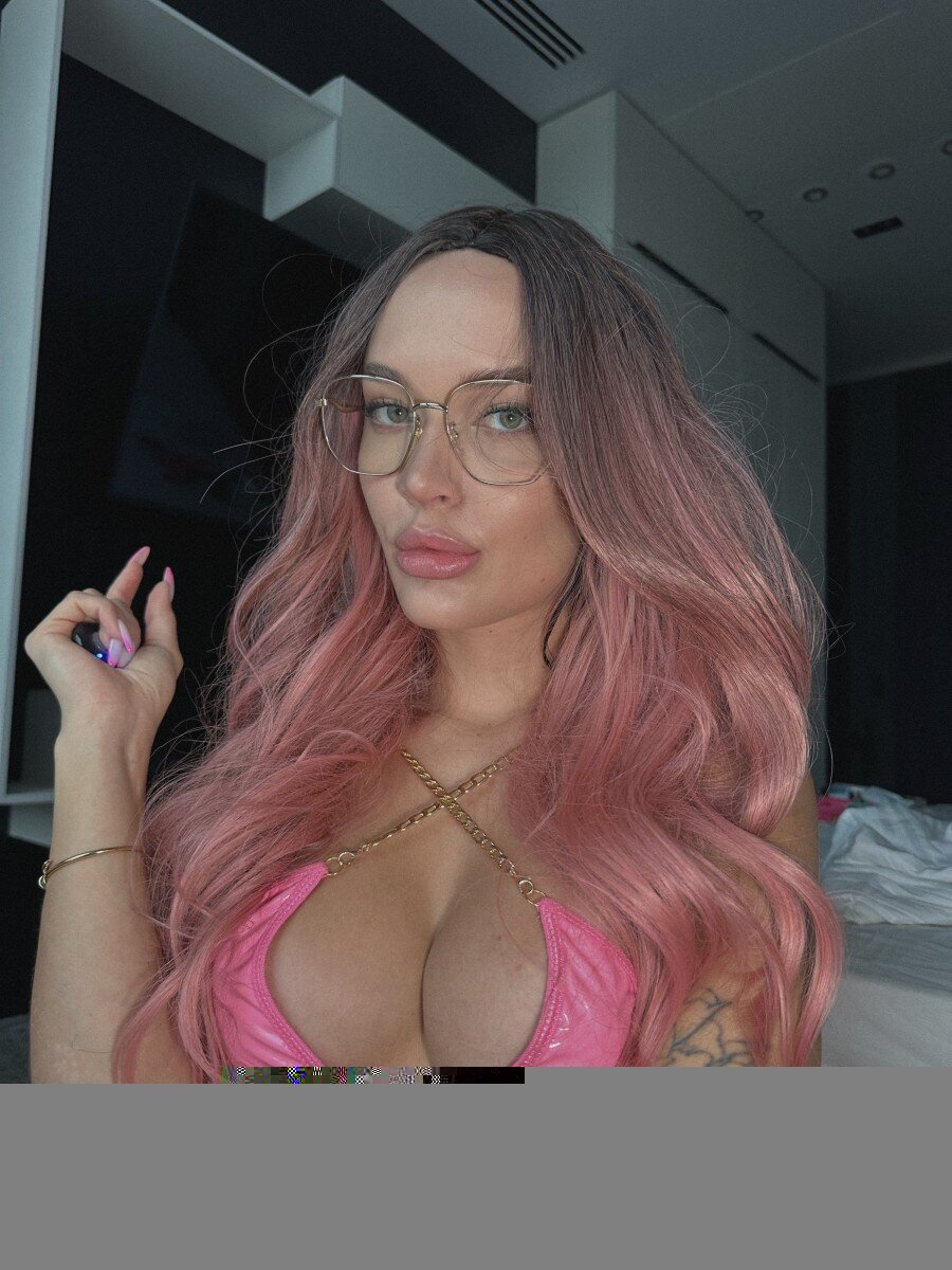 Victoriavares (@victoriavares), OnlyFans creator