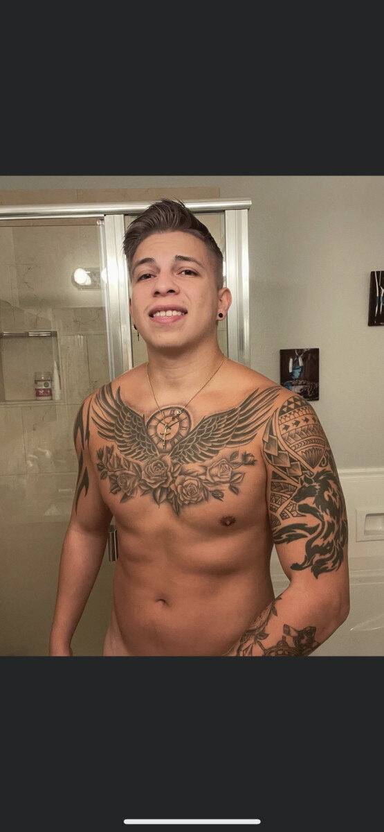 Victr1010 (@victr1010), OnlyFans creator