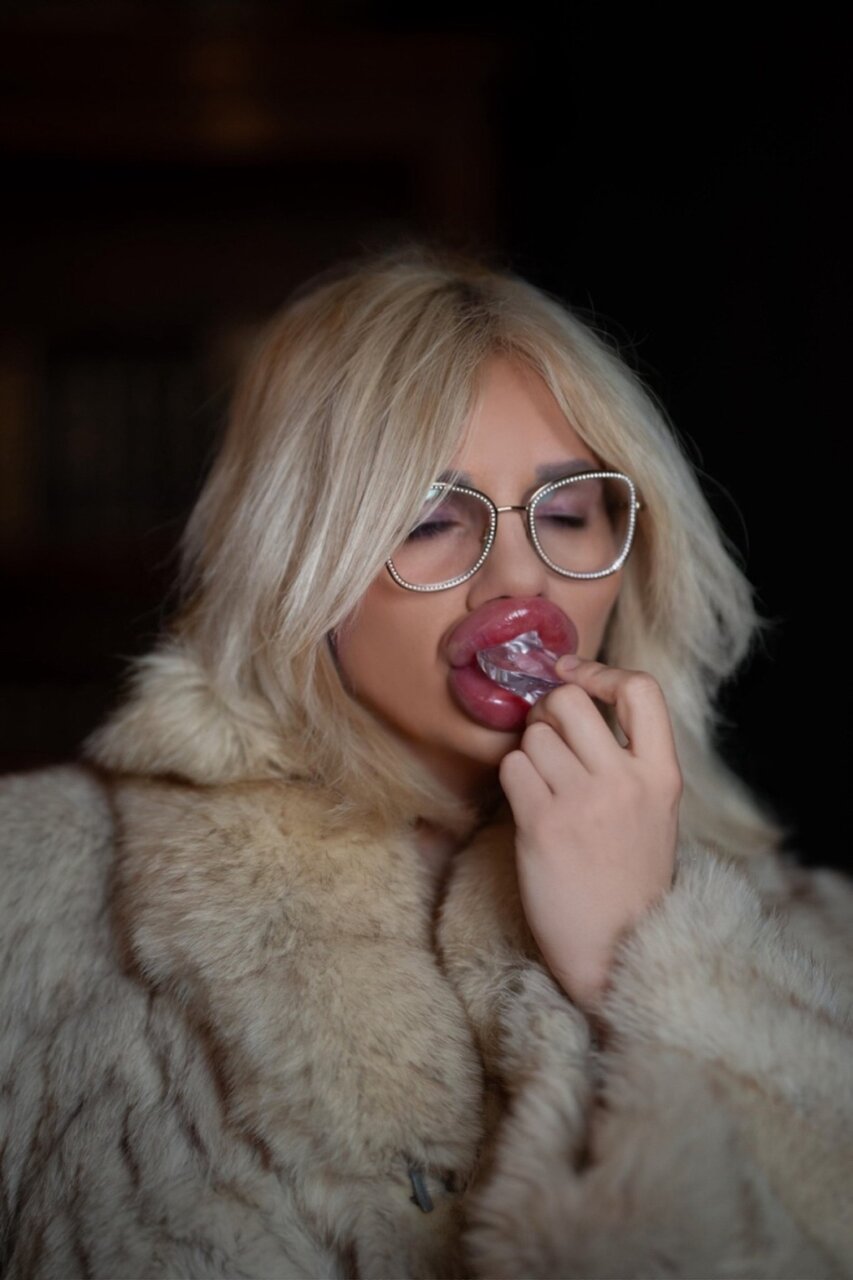 Viennathebimbodoll (@vienna_thebimbodoll), OnlyFans creator