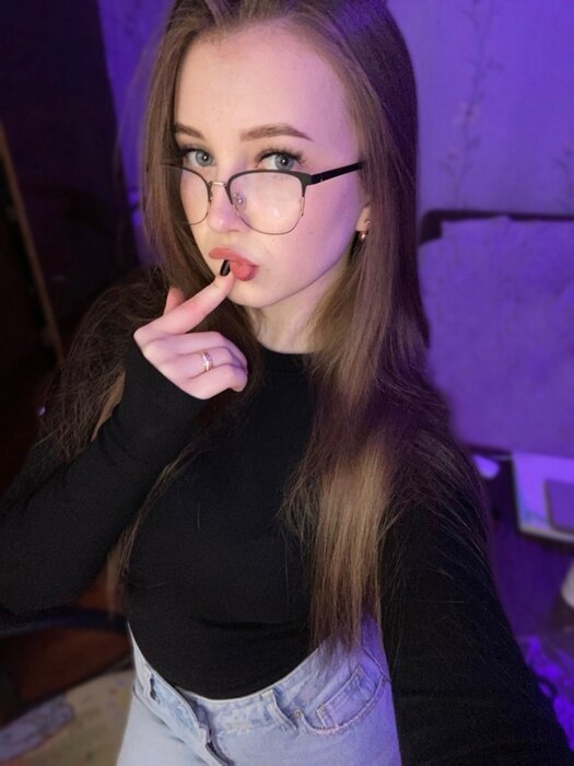 Vika (@vika_dominika), OnlyFans creator