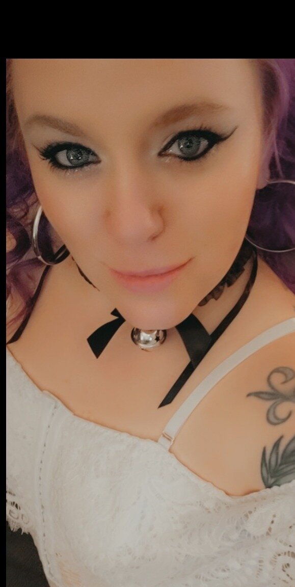 Vikinglilsquish (@vikinglilsquish), OnlyFans creator