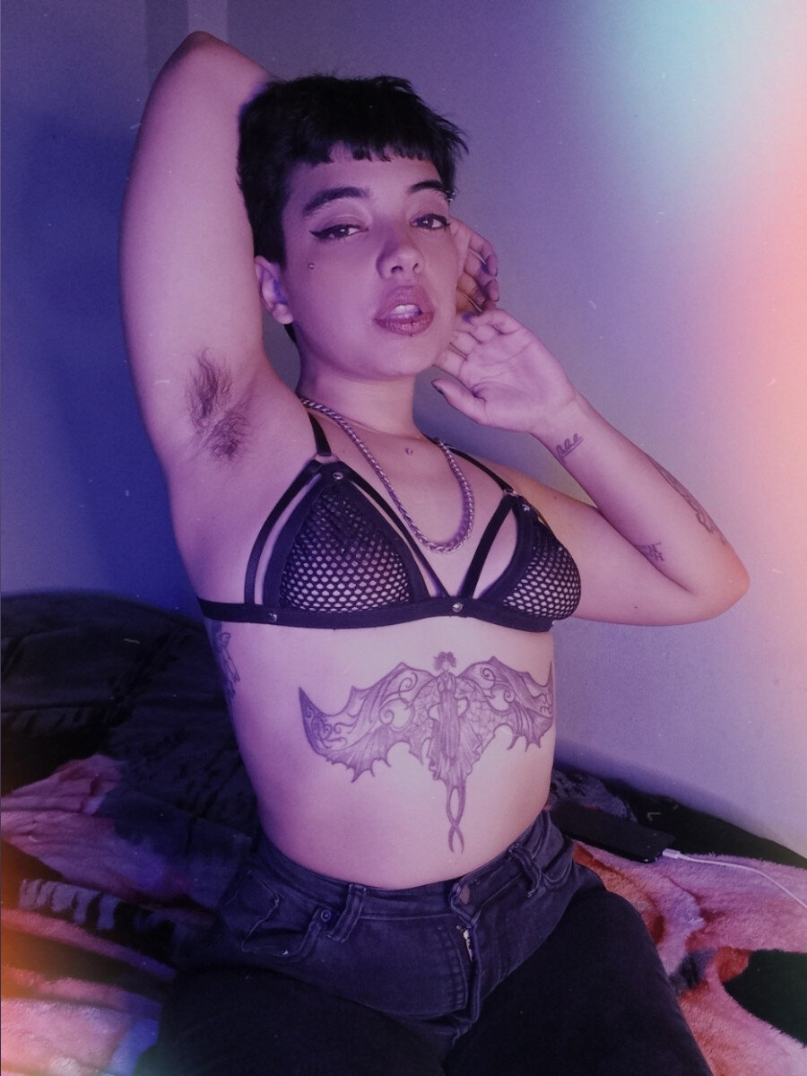 Vilmalamiafree (@vilmalamiafree), OnlyFans creator