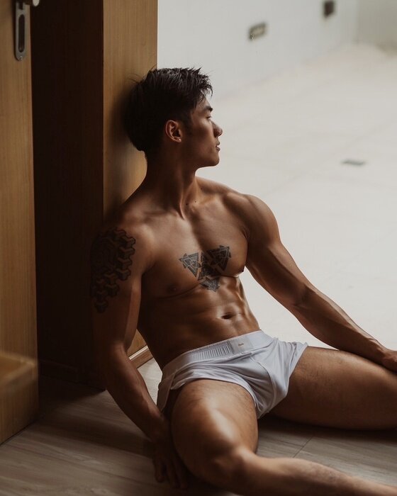 Vincenthong (@vincenthong), OnlyFans creator