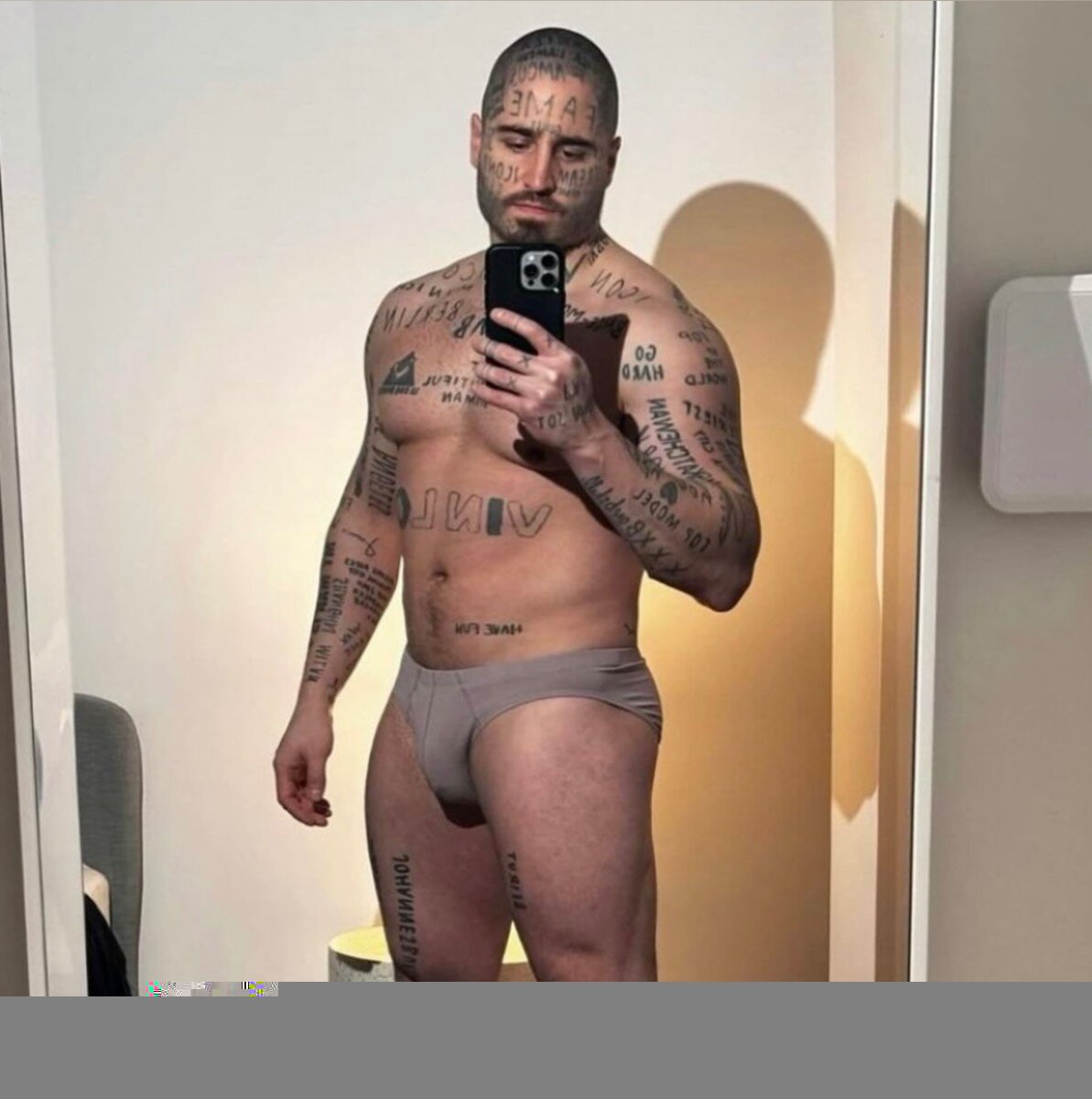 Vincent (@vincentlanglois), OnlyFans creator