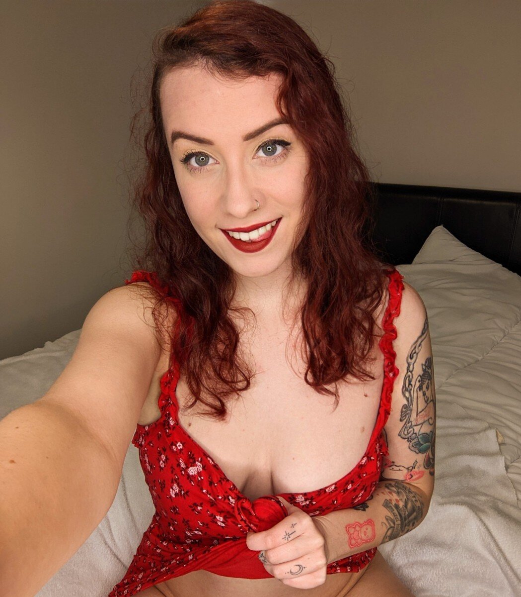 Violastormfree (@violastormfree), OnlyFans creator