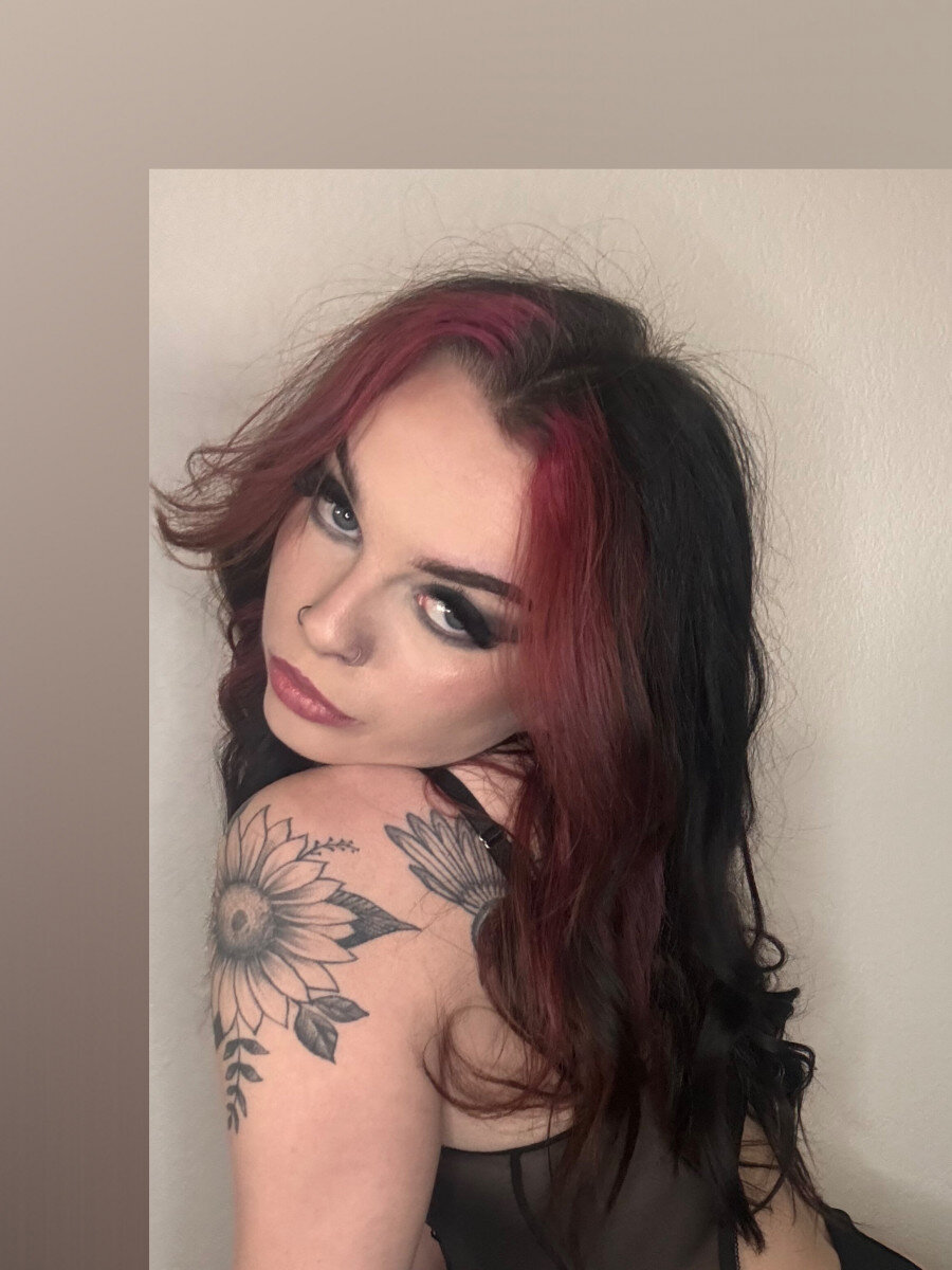 Violetmarie (@violet.marie), OnlyFans creator