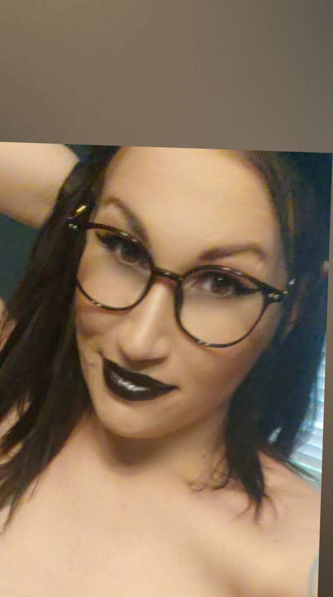 Violetventur (@violet_ventur), OnlyFans creator