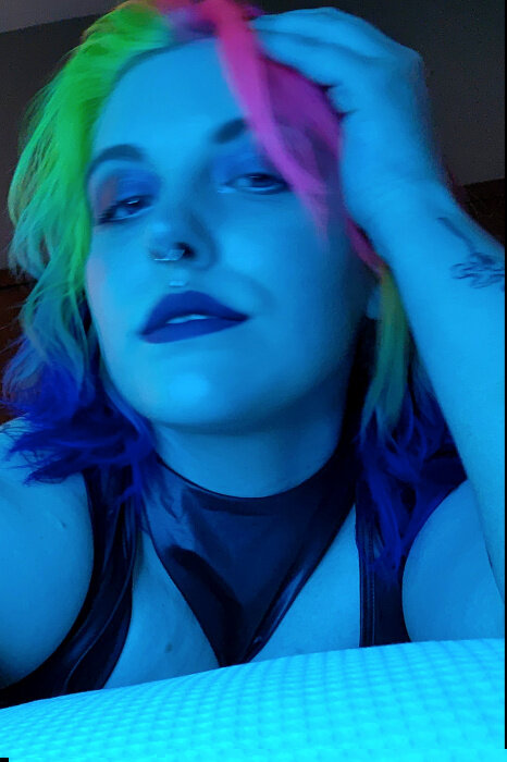 Violet (@violetlabon), OnlyFans creator