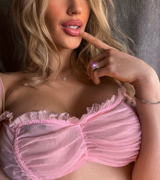 Vipvictoriablanc (@vip_victoria_blanc), OnlyFans creator