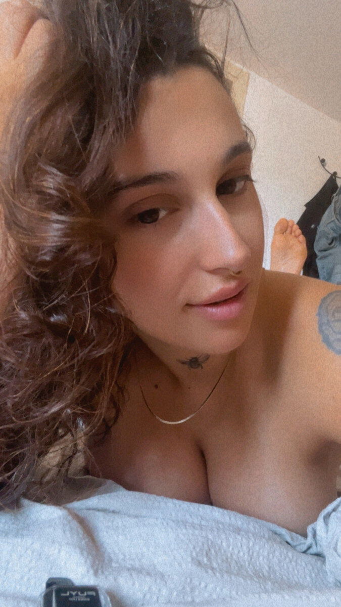 Vitaminabi (@vitaminabi), OnlyFans creator