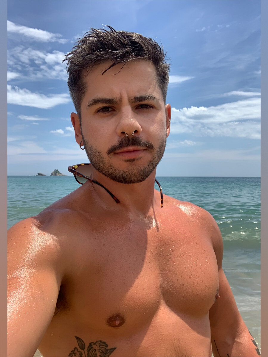 Vitorlxix (@vitorlxix), OnlyFans creator