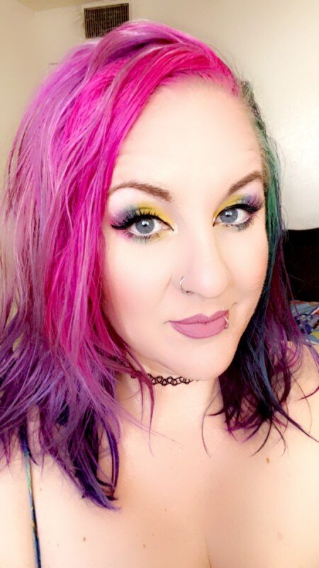 vivaciousmayhem (@vivaciousmayhem), OnlyFans creator