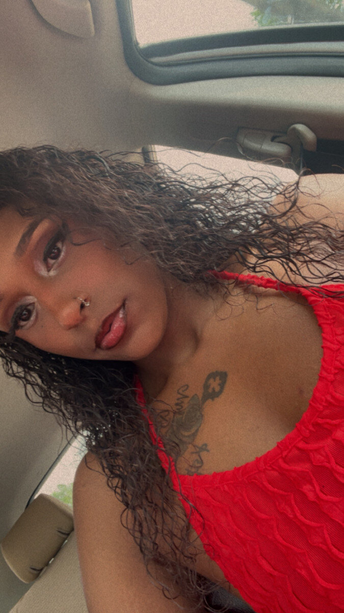 Vivenomvixen (@vivenomvixen), OnlyFans creator