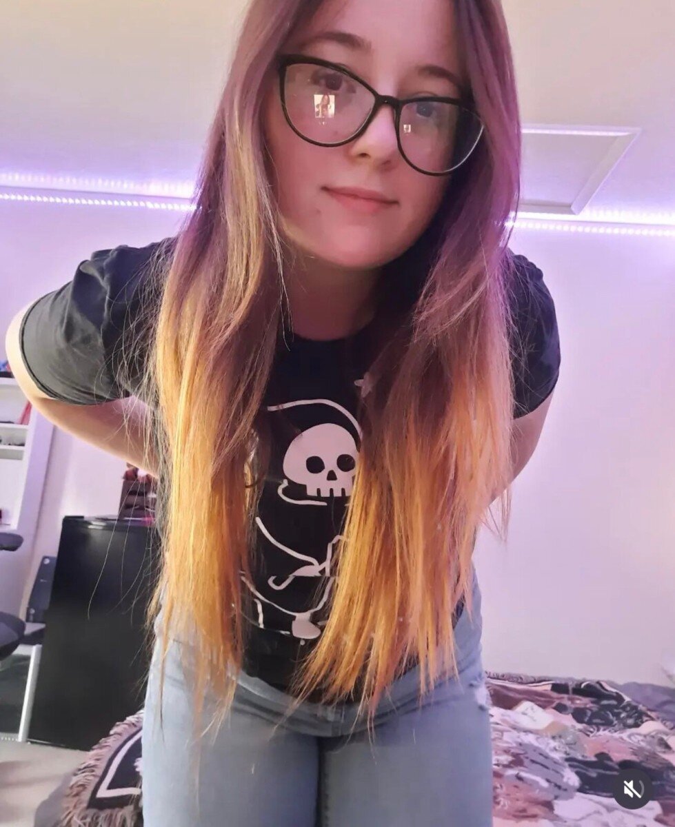 Viviangracek (@viviangracek), OnlyFans creator