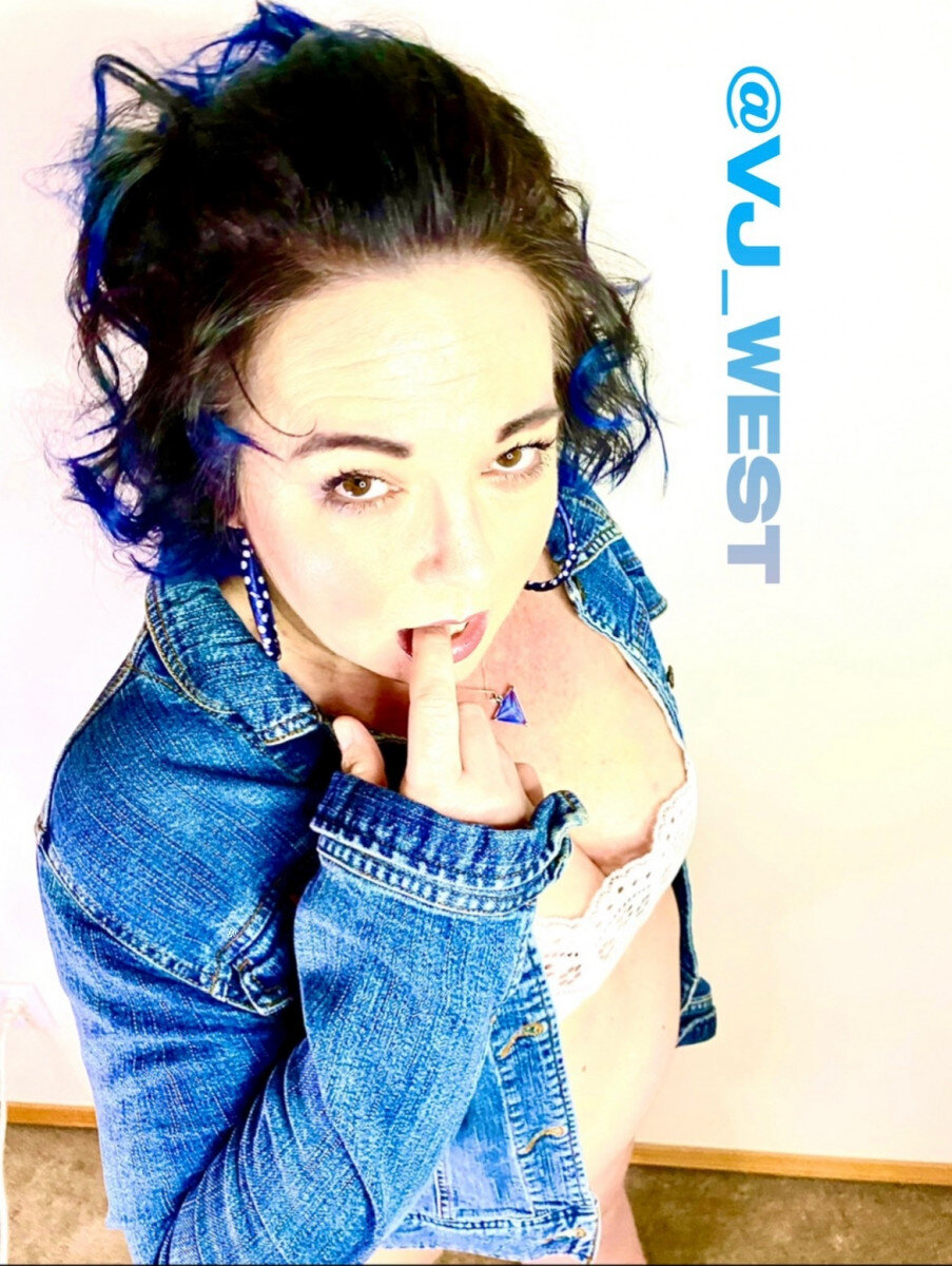 Vjwest (@vj_west), OnlyFans creator