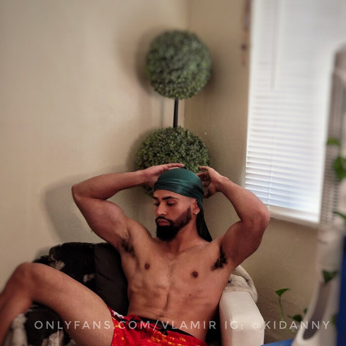 Vlamir (@vlamir), OnlyFans creator
