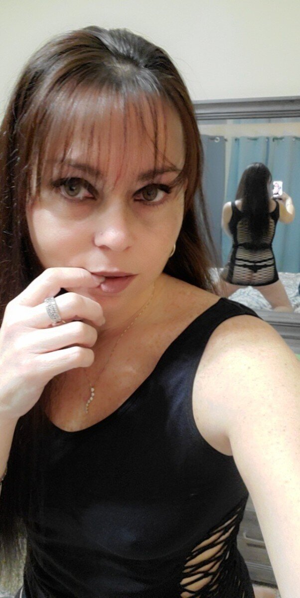 Vneon80 (@vneon80), OnlyFans creator