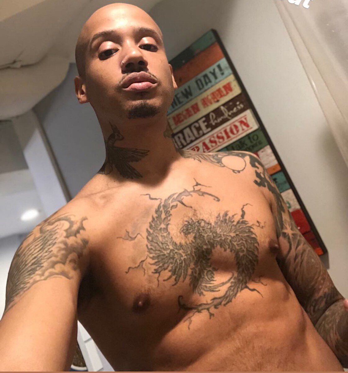 Vyasareloaded (@vyasareloaded), OnlyFans creator