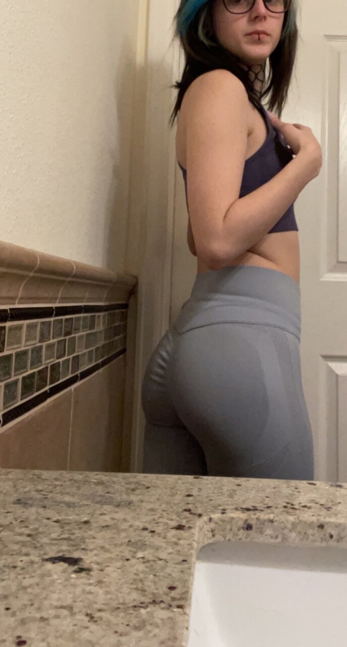 Wallfartss (@wallfartss), OnlyFans creator