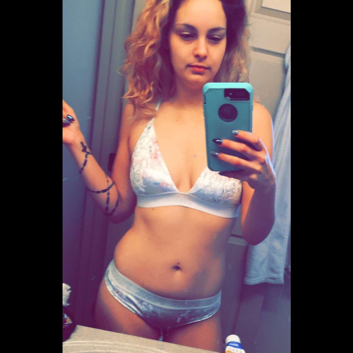 Weedlovesu (@weedlovesu), OnlyFans creator
