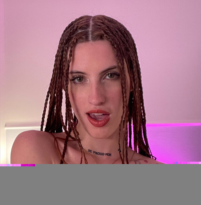 Weirdhanna (@weirdhanna), OnlyFans creator