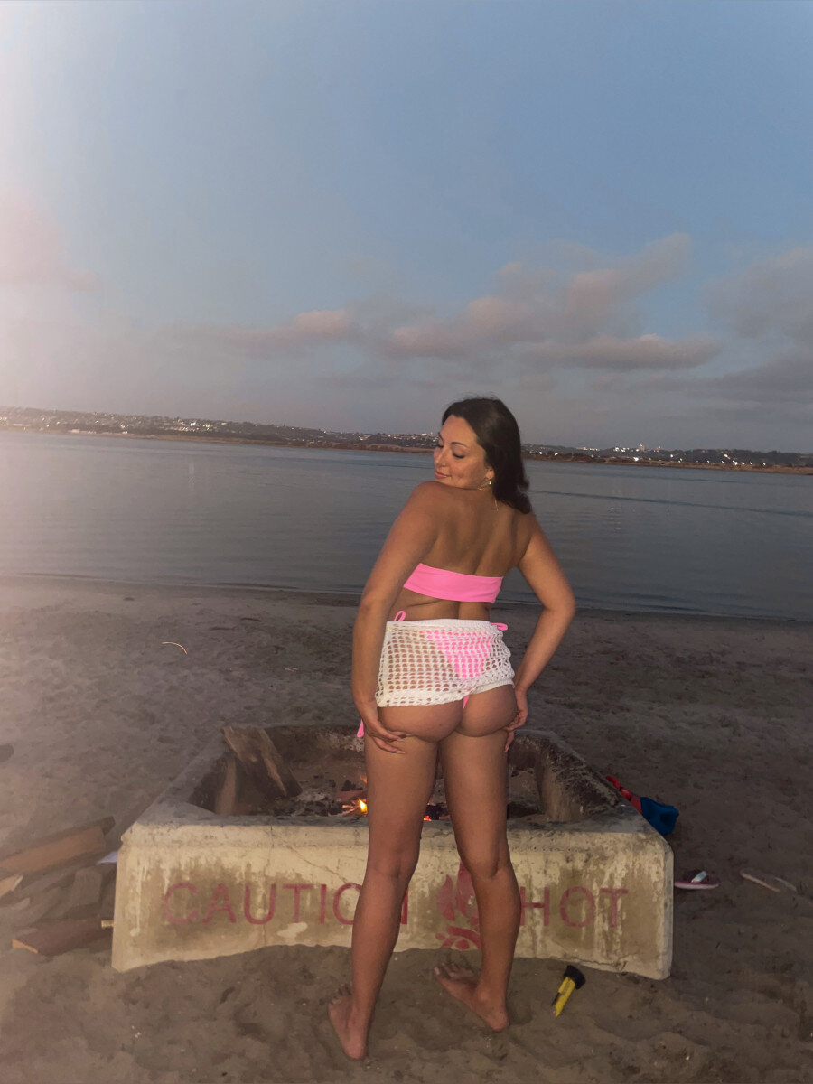 Wetlikeatsunami (@wetlikeatsunami), OnlyFans creator