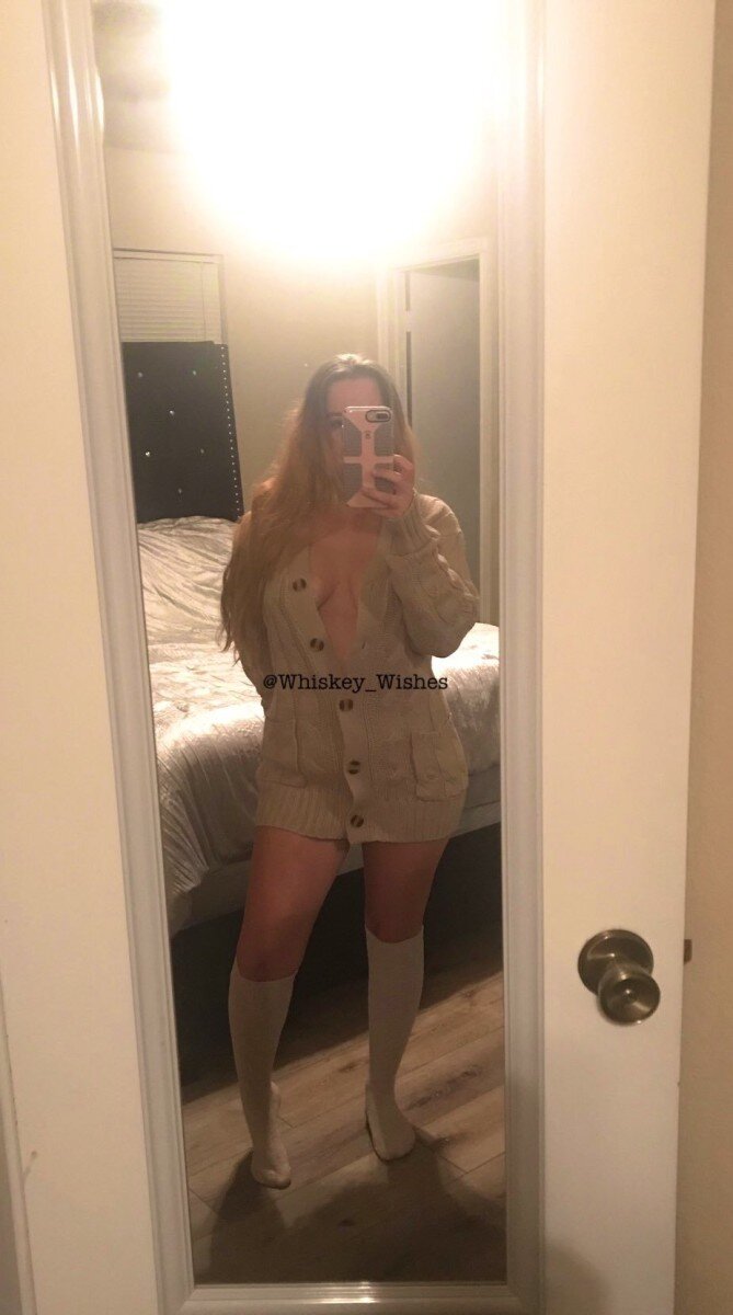 Whiskeywishes (@whiskey_wishes), OnlyFans creator