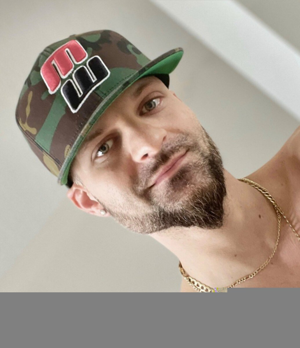 Jay (@white.stallion.c), OnlyFans creator