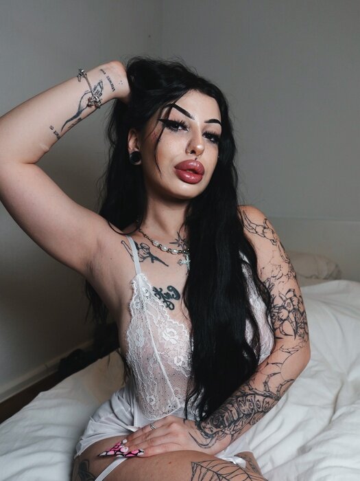 Whoiskittyx (@whoiskittyx), OnlyFans creator