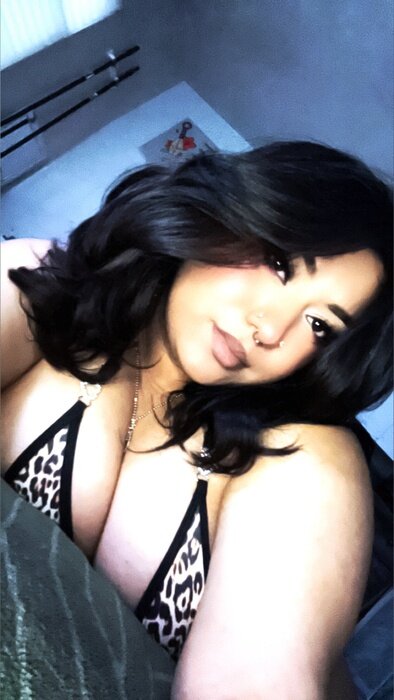 Whor3chataa (@whor3_chataa), OnlyFans creator