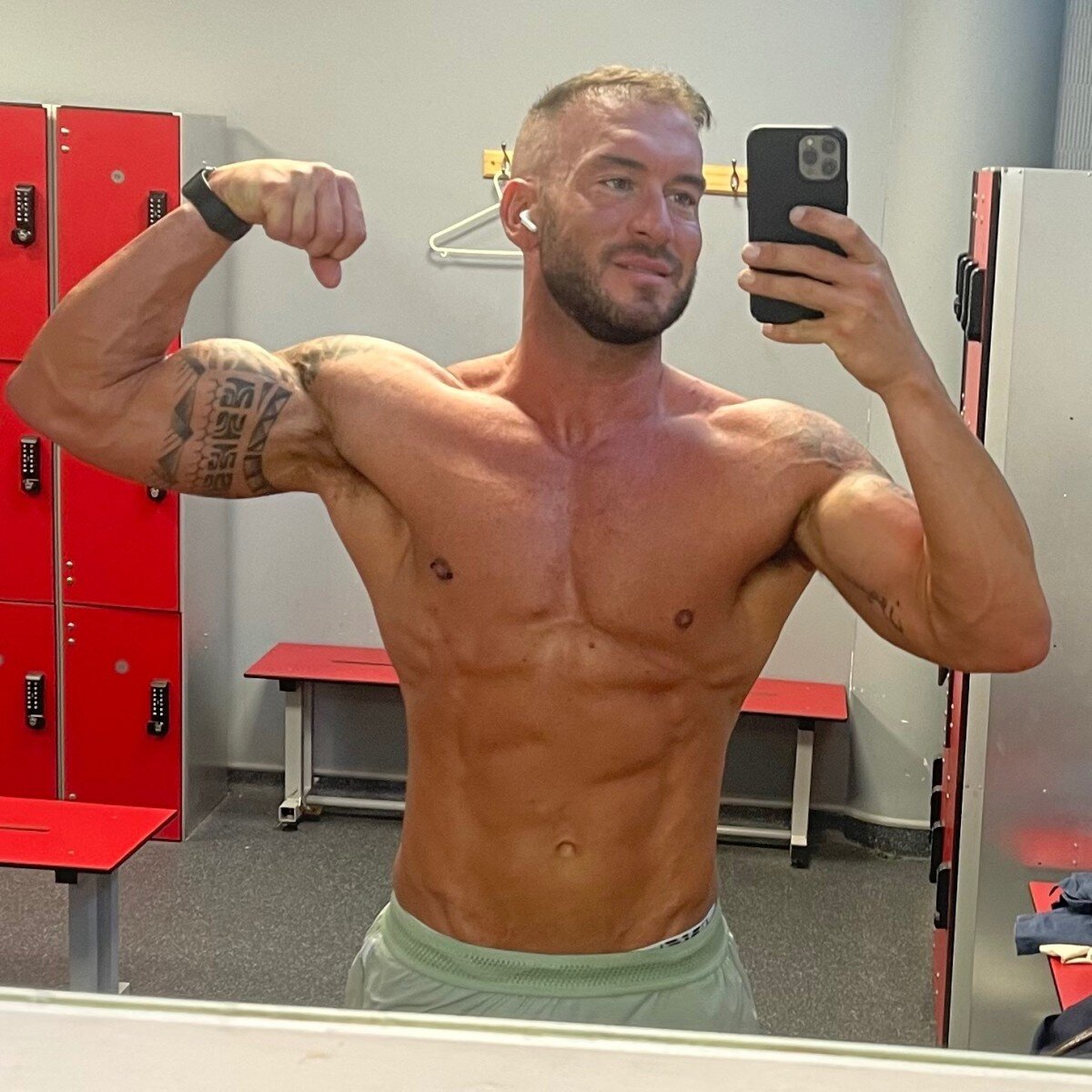 Wilsonmicaelfree (@wilson_micael_free), OnlyFans creator