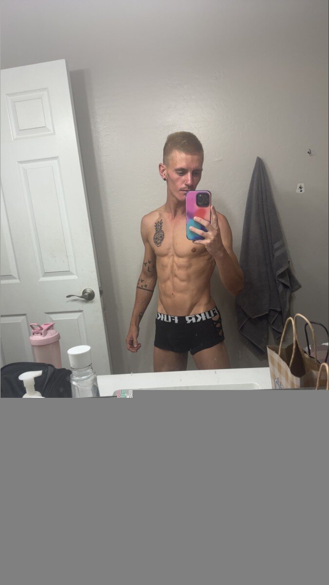 Wiscoversbttm (@wisco_versbttm), OnlyFans creator