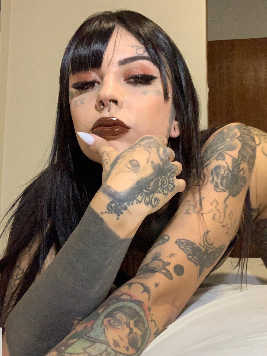 Witchey (@witchey), OnlyFans creator