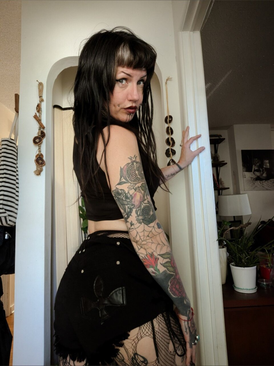 Witchofthewoods666 (@witchofthewoods666), OnlyFans creator