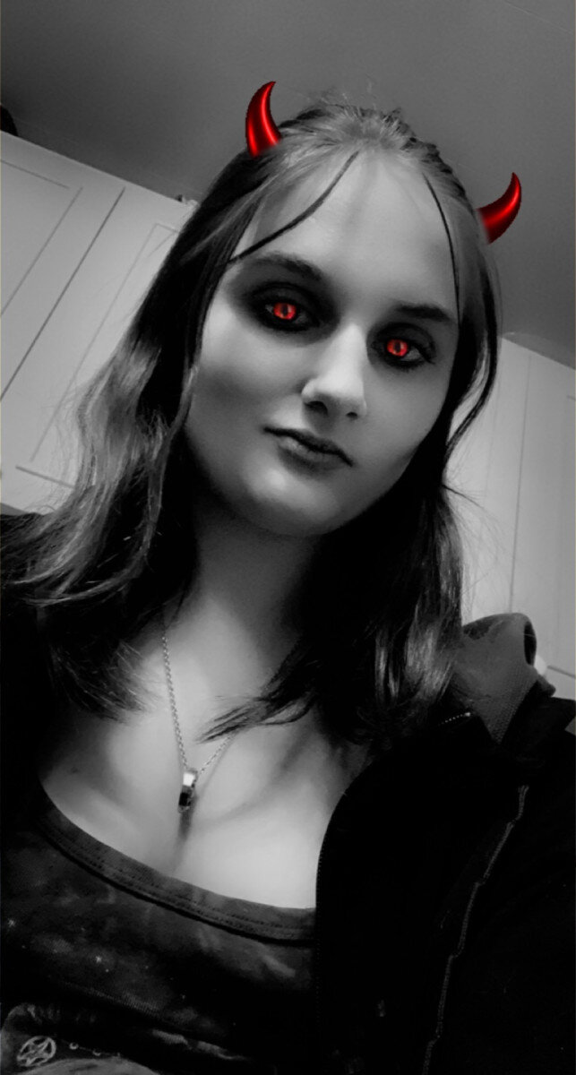 Witchychick69 (@witchychick69), OnlyFans creator