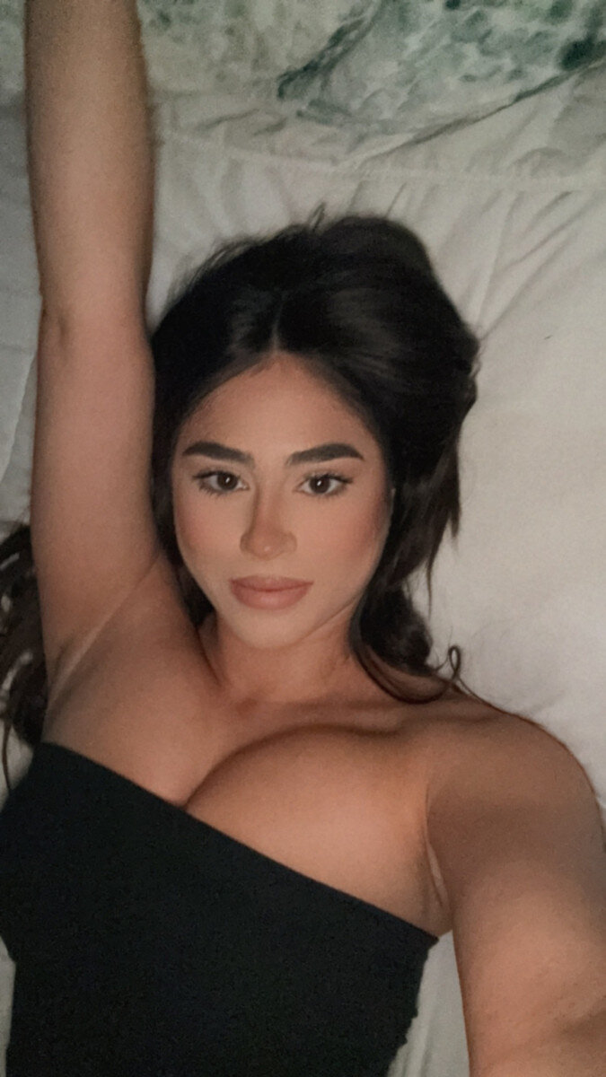 Woahval (@woahval), OnlyFans creator