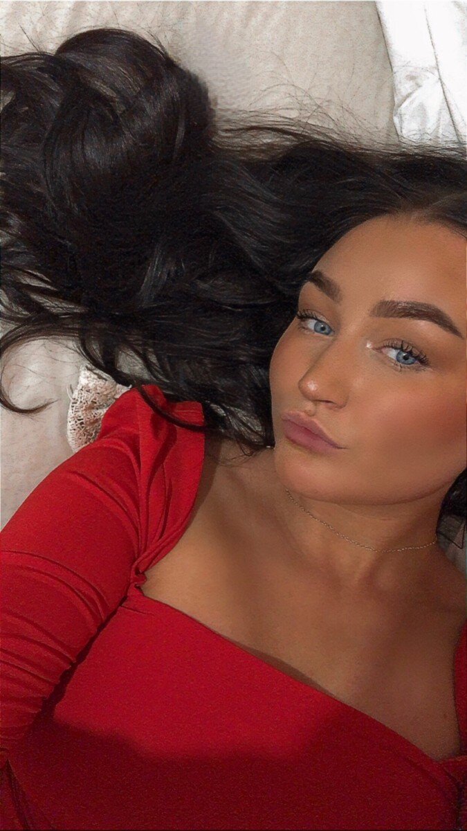 Worshipella (@worshipella), OnlyFans creator