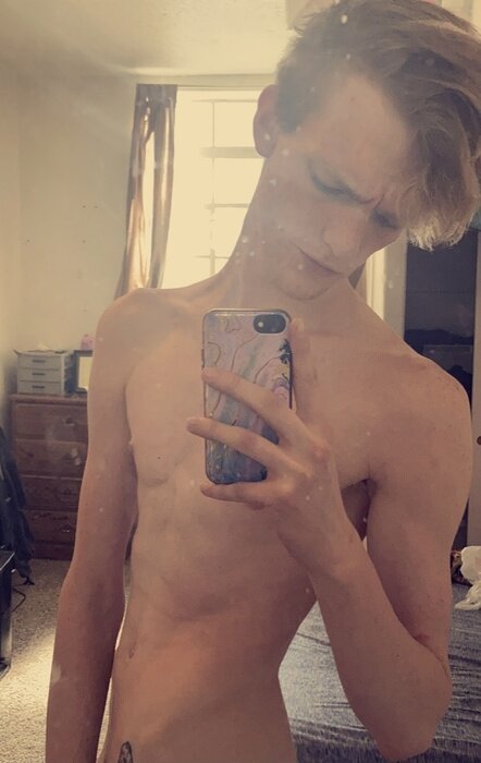 Wyattswall (@wyattswall), OnlyFans creator