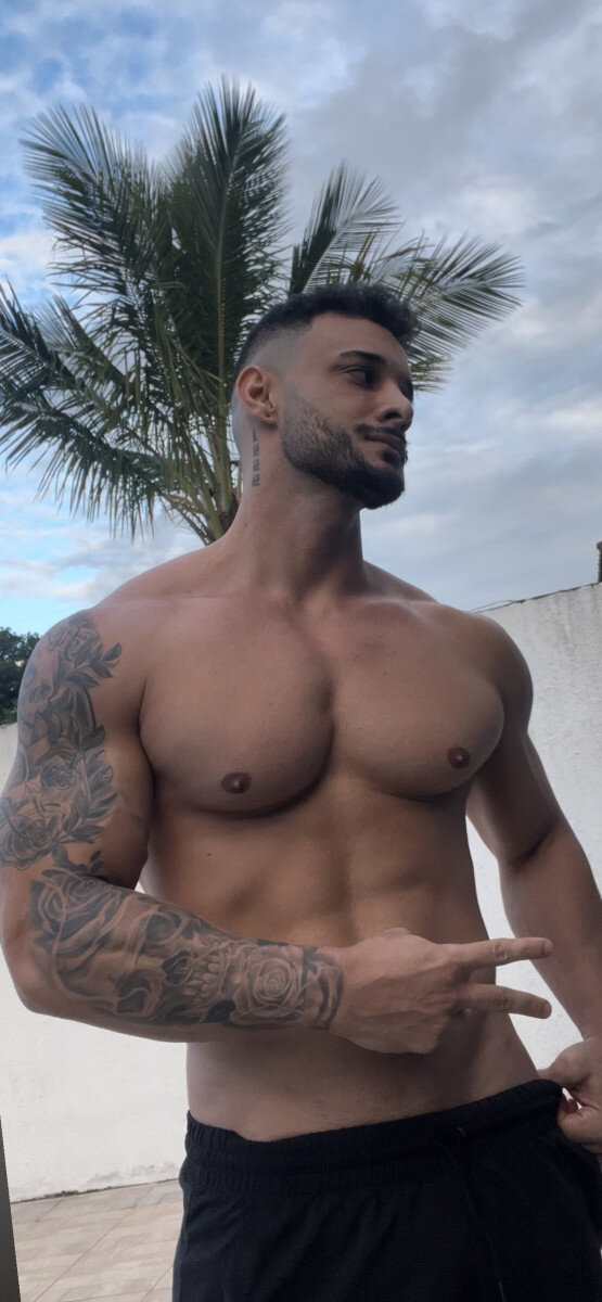 Xcarlos99 (@xcarlos99), OnlyFans creator