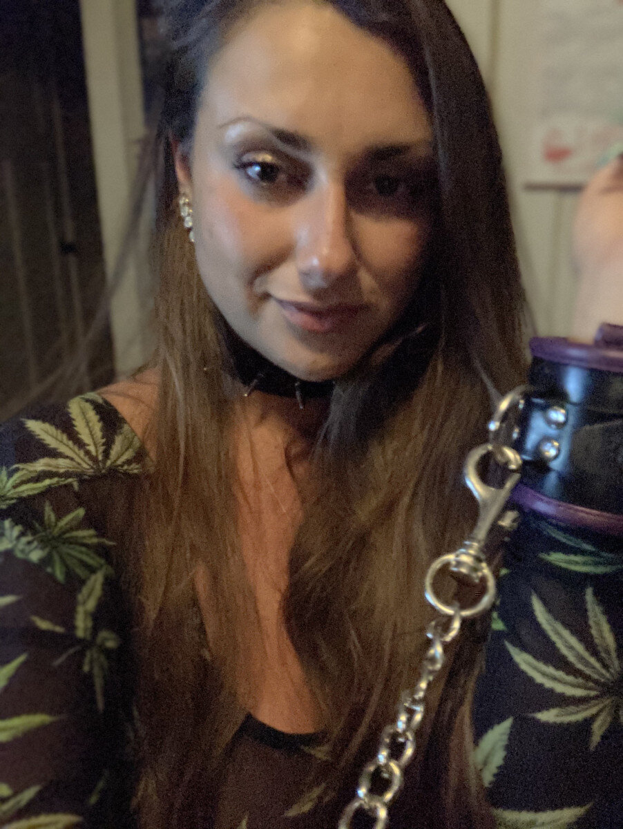 Xeniahelleincgoddess (@xeniahelleincgoddess), OnlyFans creator