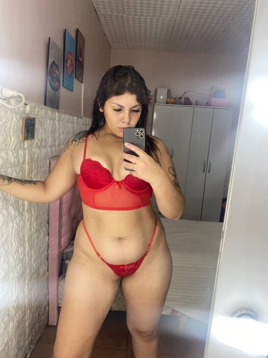 Xevelinx (@xevelin_x), OnlyFans creator