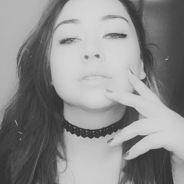 Xirishxeyesx (@xirishxeyesx), OnlyFans creator