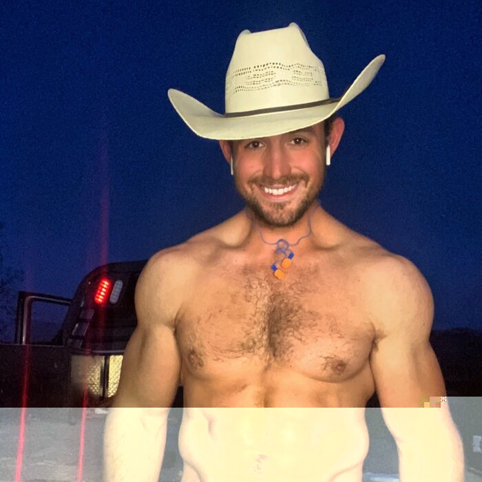 Xlcowboy (@xlcowboy), OnlyFans creator