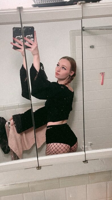Xoevieox (@xoevieox), OnlyFans creator