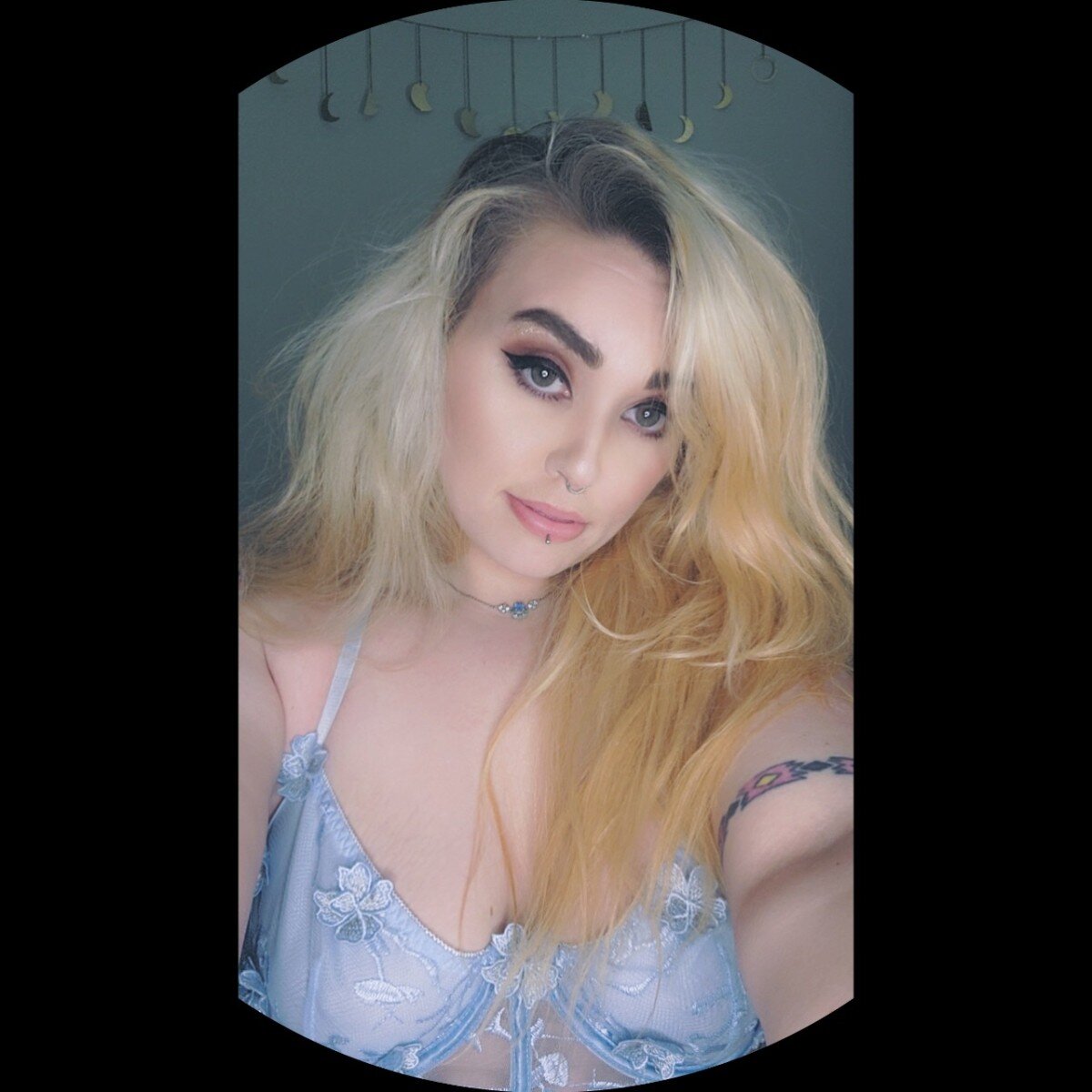 Xomikkay (@xomikkay), OnlyFans creator