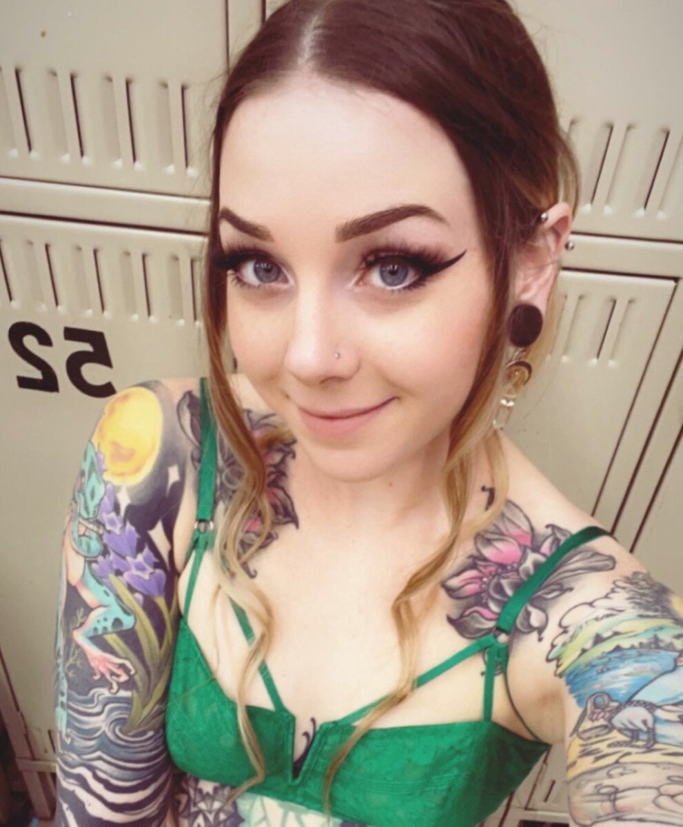 Xoxolunagray (@xoxolunagray), OnlyFans creator