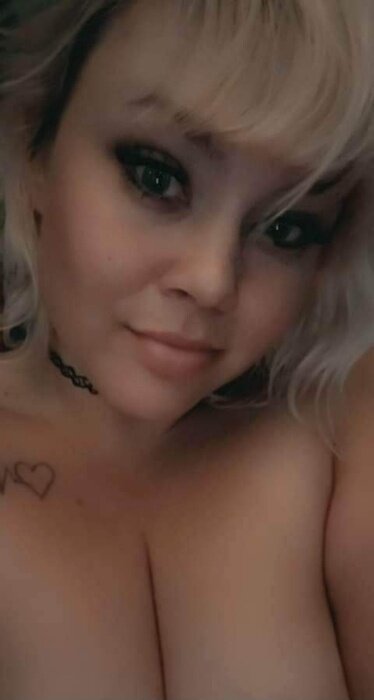 Xoxox921 (@xoxox921), OnlyFans creator