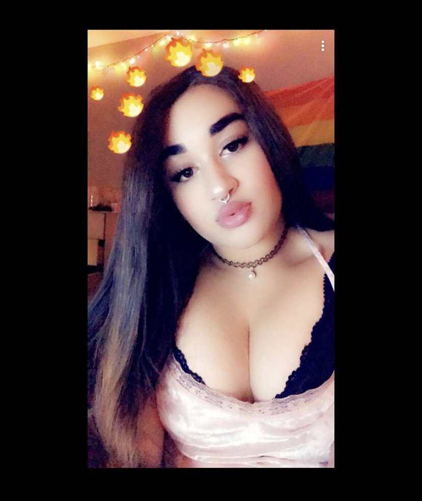 Xqueenbarbie (@xqueenbarbie), OnlyFans creator