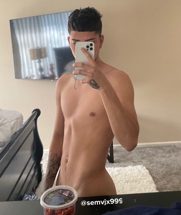 Xsemvjx (@xsemvjx), OnlyFans creator