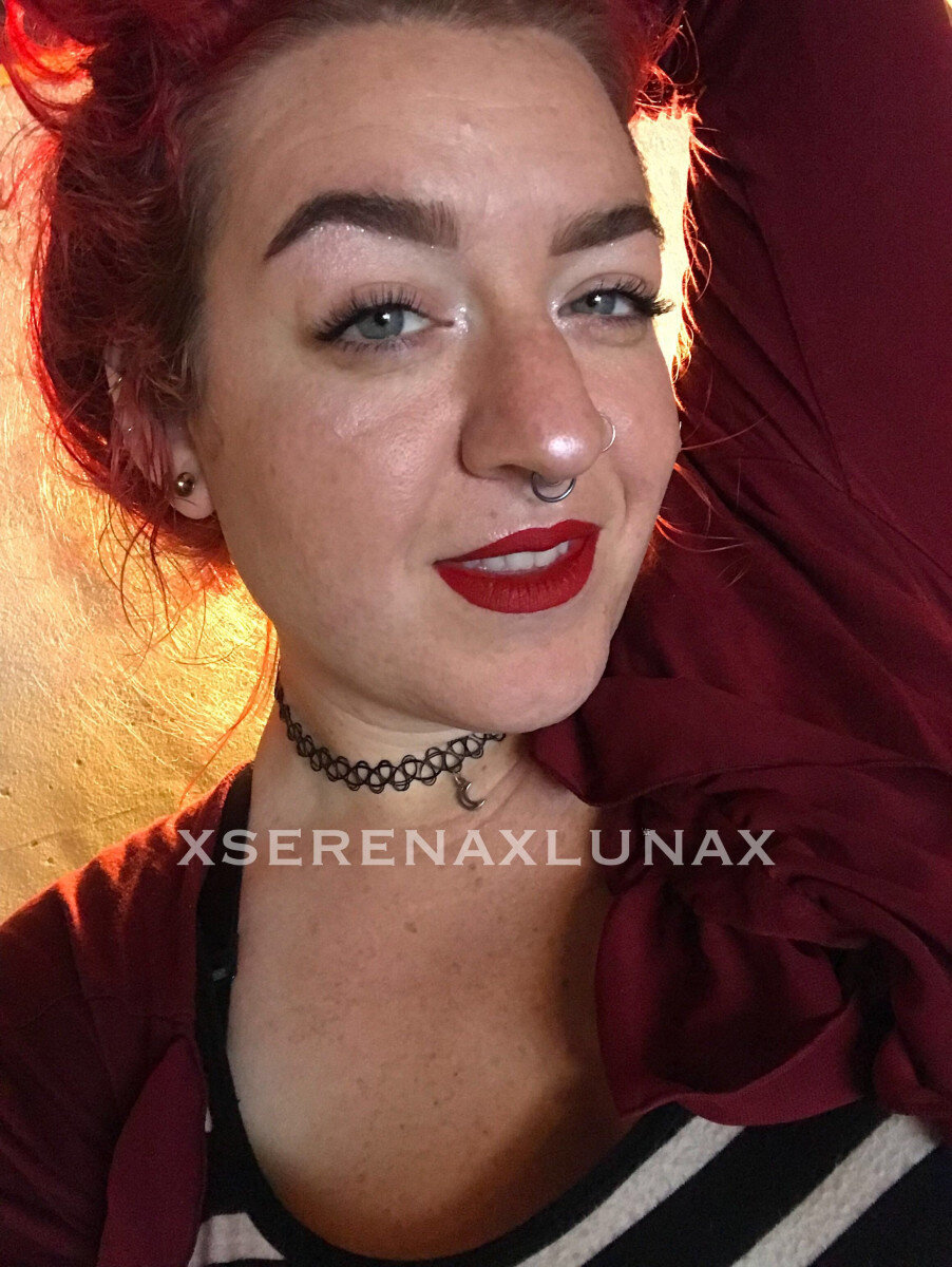 Xserenaxlunaxof (@xserenaxlunaxof), OnlyFans creator